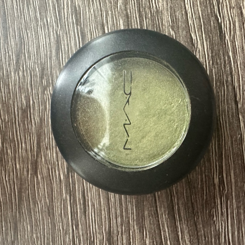 MAC Cosmetics Juxt Eyeshadow